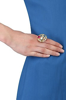 Gold Plated Queen's Pink Quartz and Black Mother Of Pearls Ring