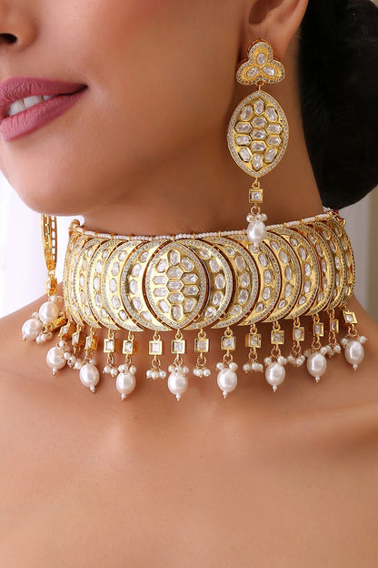 Kundan Embellished Choker Set 