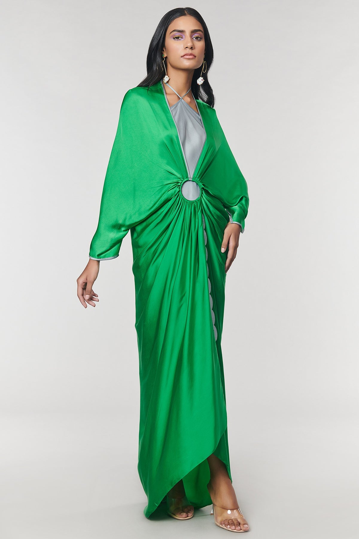 Green Scalloped Detailed Ring Gown