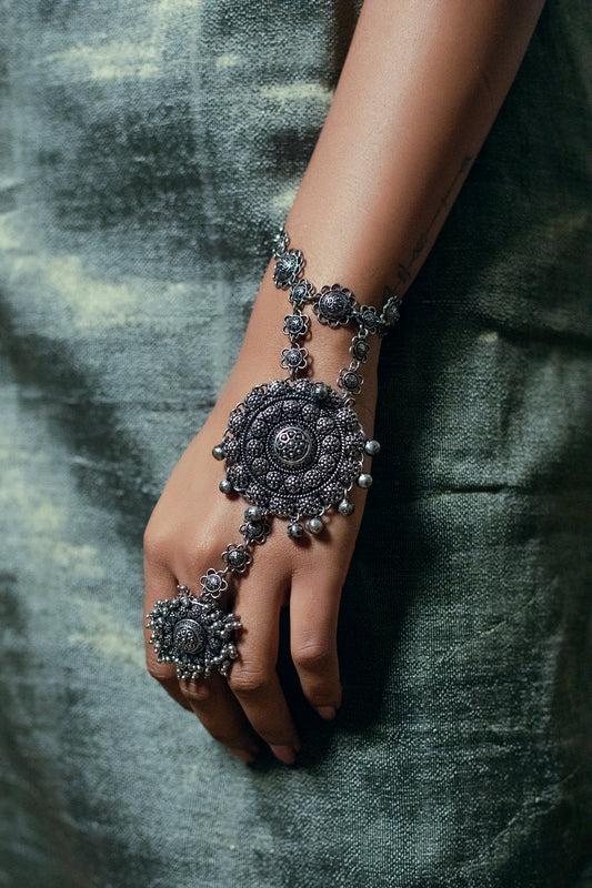 Black Rhodium Finish Hath Phool