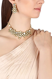 Gold Finish Floral Kundan Polki Choker Necklace Set