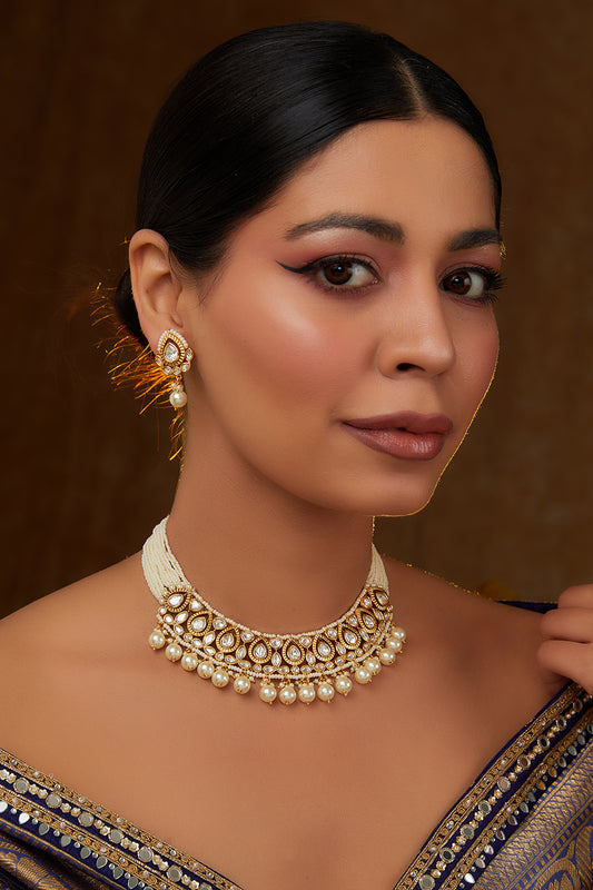 Naksh Pearl Kundan Set