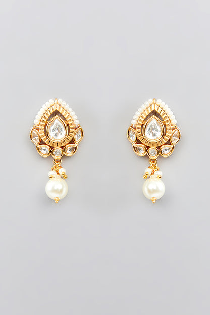 Naksh Pearl Kundan Set