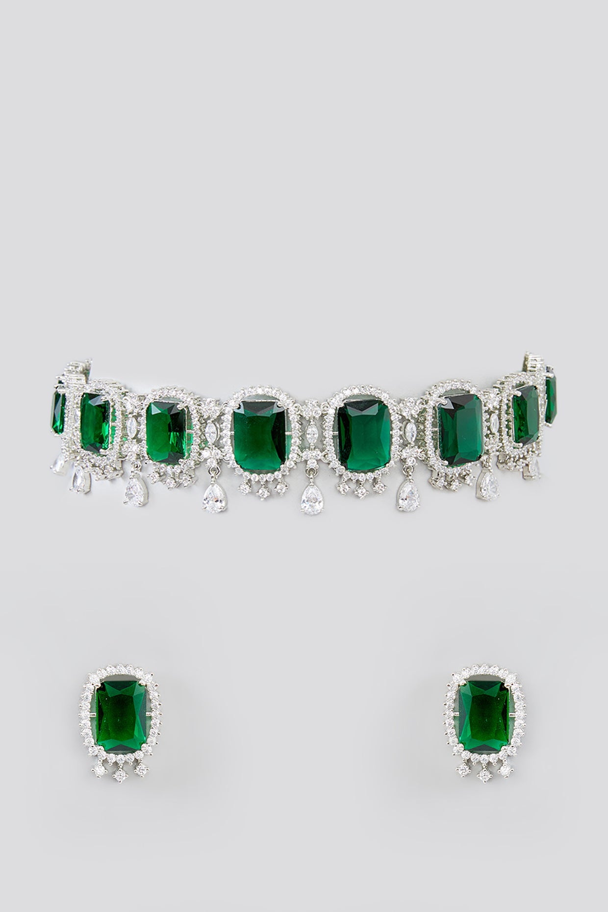 Naira Emerald Diamond Choker Necklace set