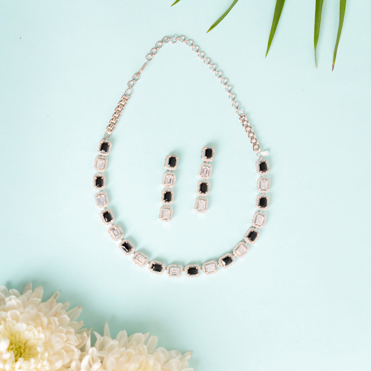 Jeshika Onyx Diamond set