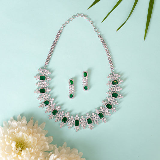 JESSICA EMERALD DIAMOND NECKLACE SET