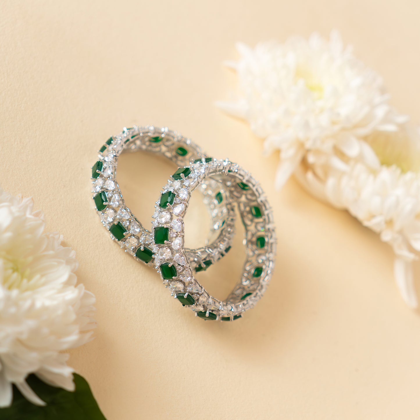 FANNY EMERALD DIAMOND BANGLES