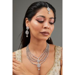 Sawari Long Diamond Necklace